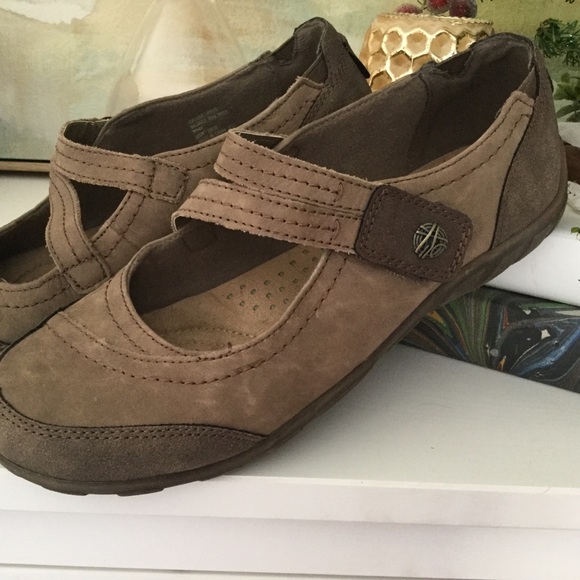 earth organics shoes